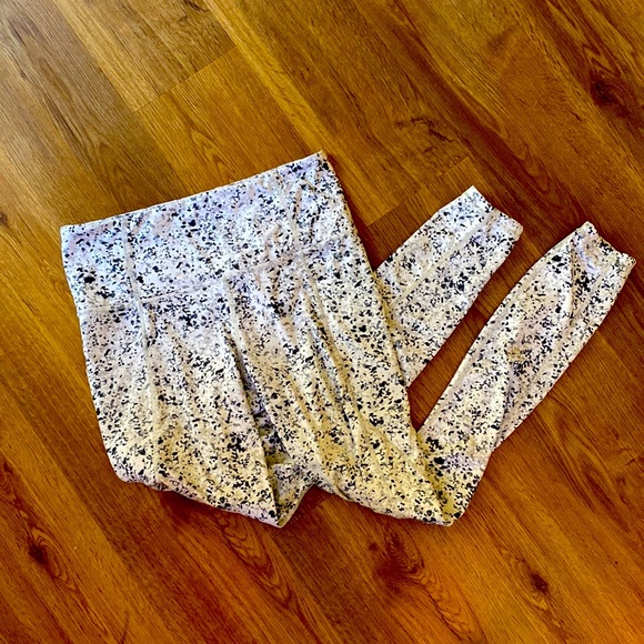 Athleta Pants - Athleta Stash Leggings size S
